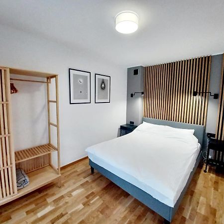 Kolory Warmii Apartamenty Garaz Podziemny Allenstein Exterior foto
