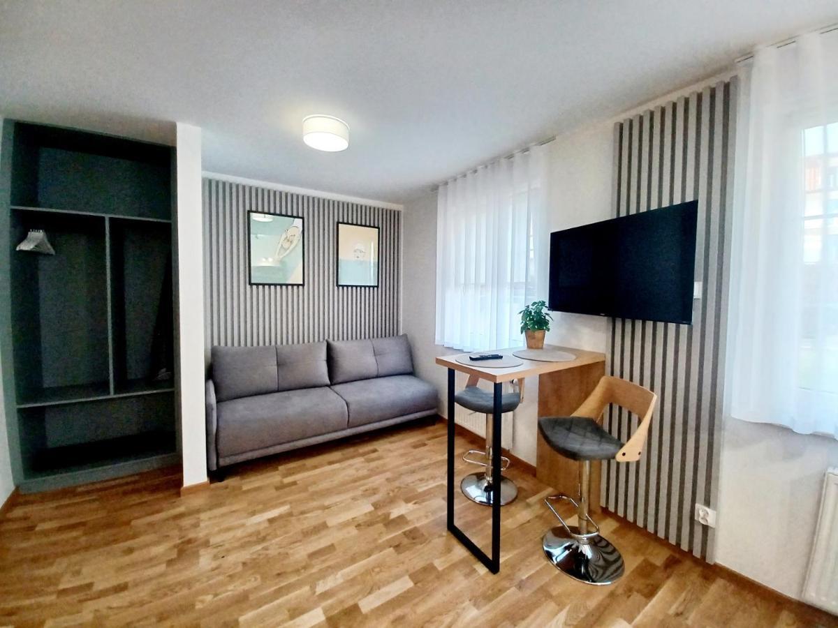 Kolory Warmii Apartamenty Garaz Podziemny Allenstein Exterior foto